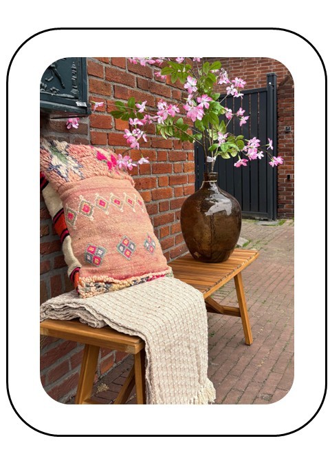 Vaas Nurre bruin met bloesem compleet